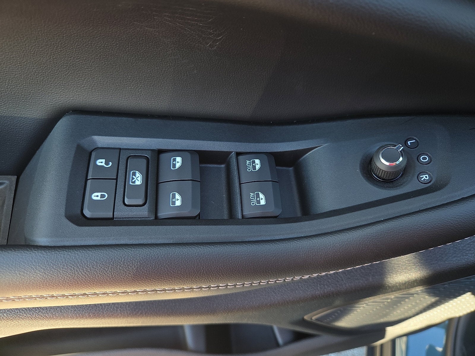 2027 Jeep Grand Cherokee GRAND CHEROKEE L LIMITED 4X4