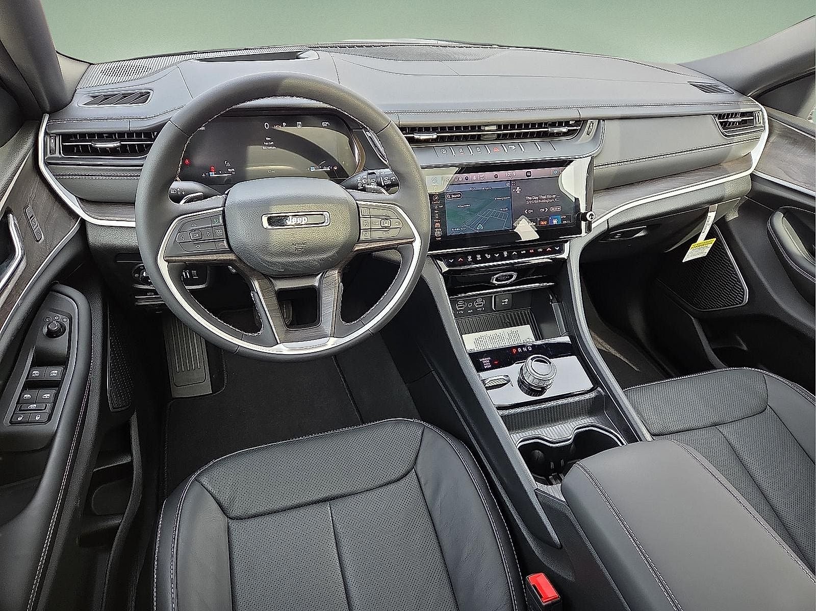 2026 Jeep Grand Cherokee GRAND CHEROKEE L LIMITED RESERVE 4X4