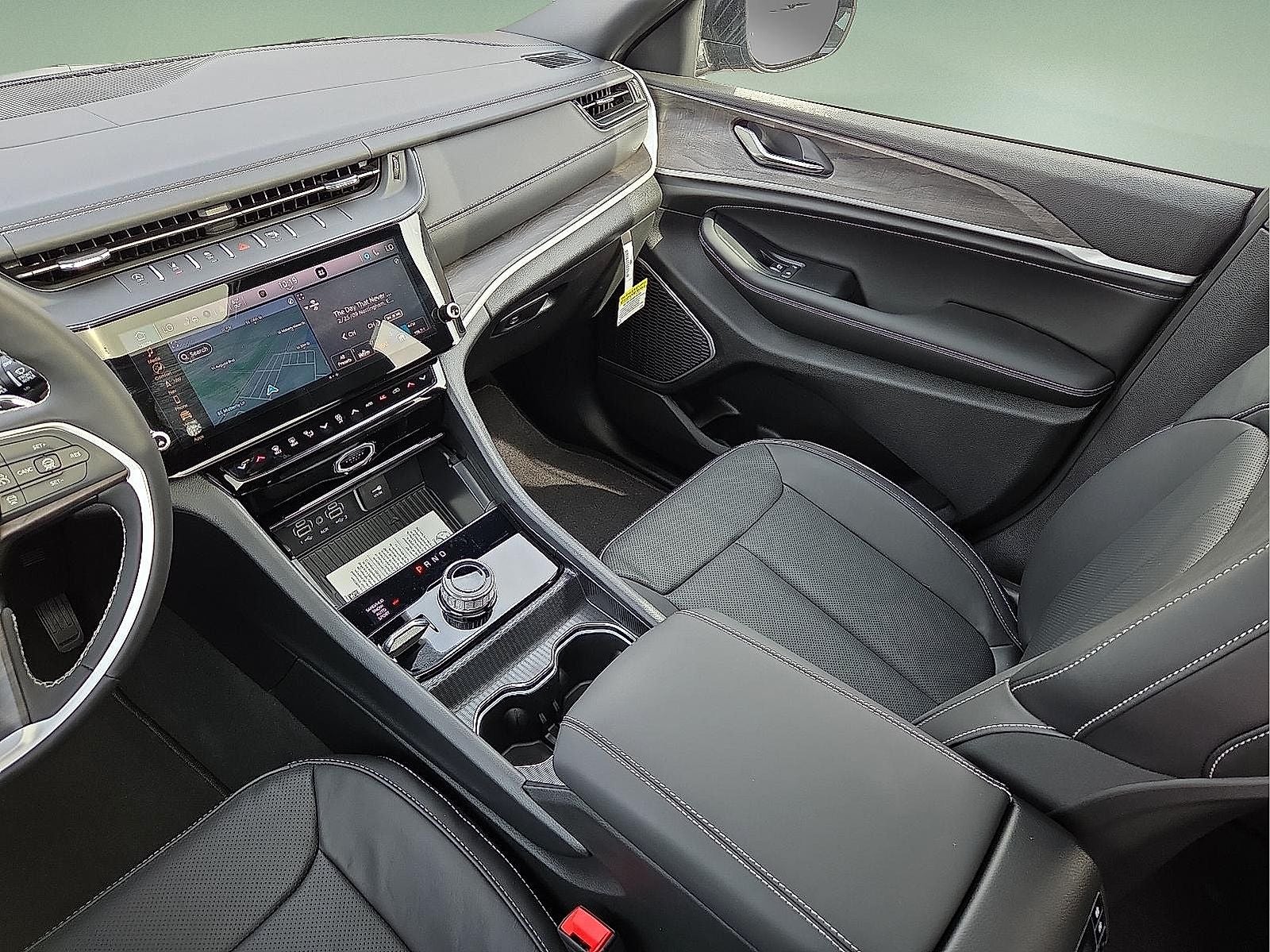 2026 Jeep Grand Cherokee GRAND CHEROKEE L LIMITED RESERVE 4X4