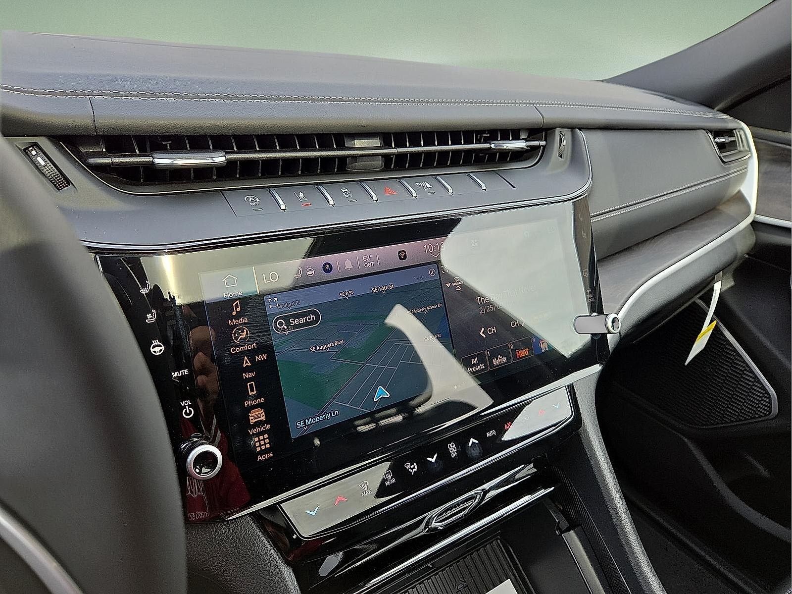 2026 Jeep Grand Cherokee GRAND CHEROKEE L LIMITED RESERVE 4X4