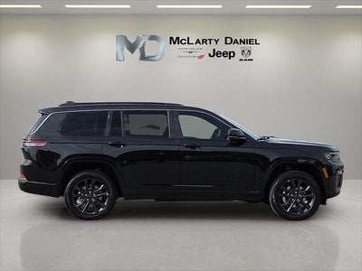 2026 Jeep Grand Cherokee GRAND CHEROKEE L LIMITED RESERVE 4X4