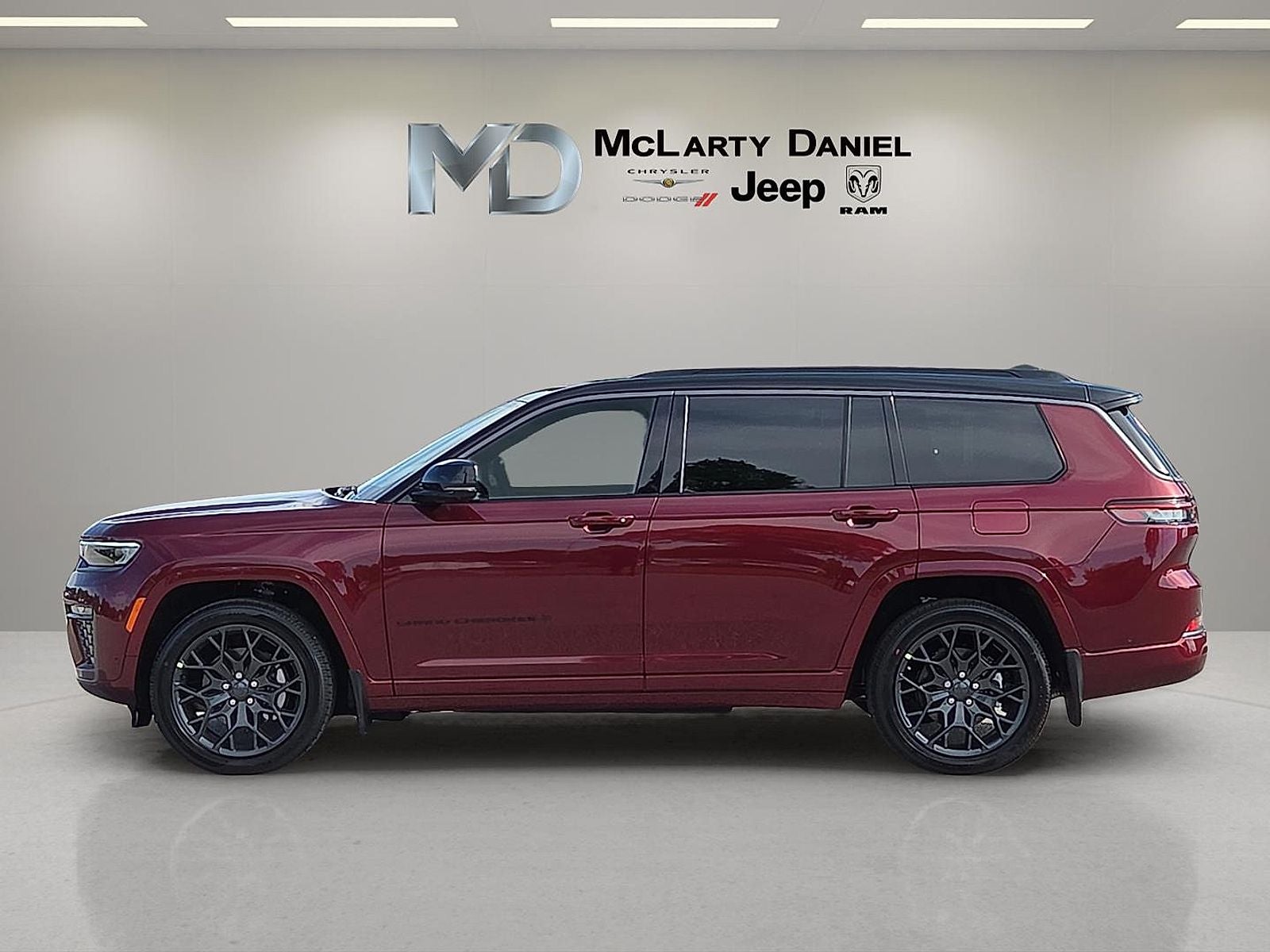 2026 Jeep Grand Cherokee GRAND CHEROKEE L SUMMIT 4X4