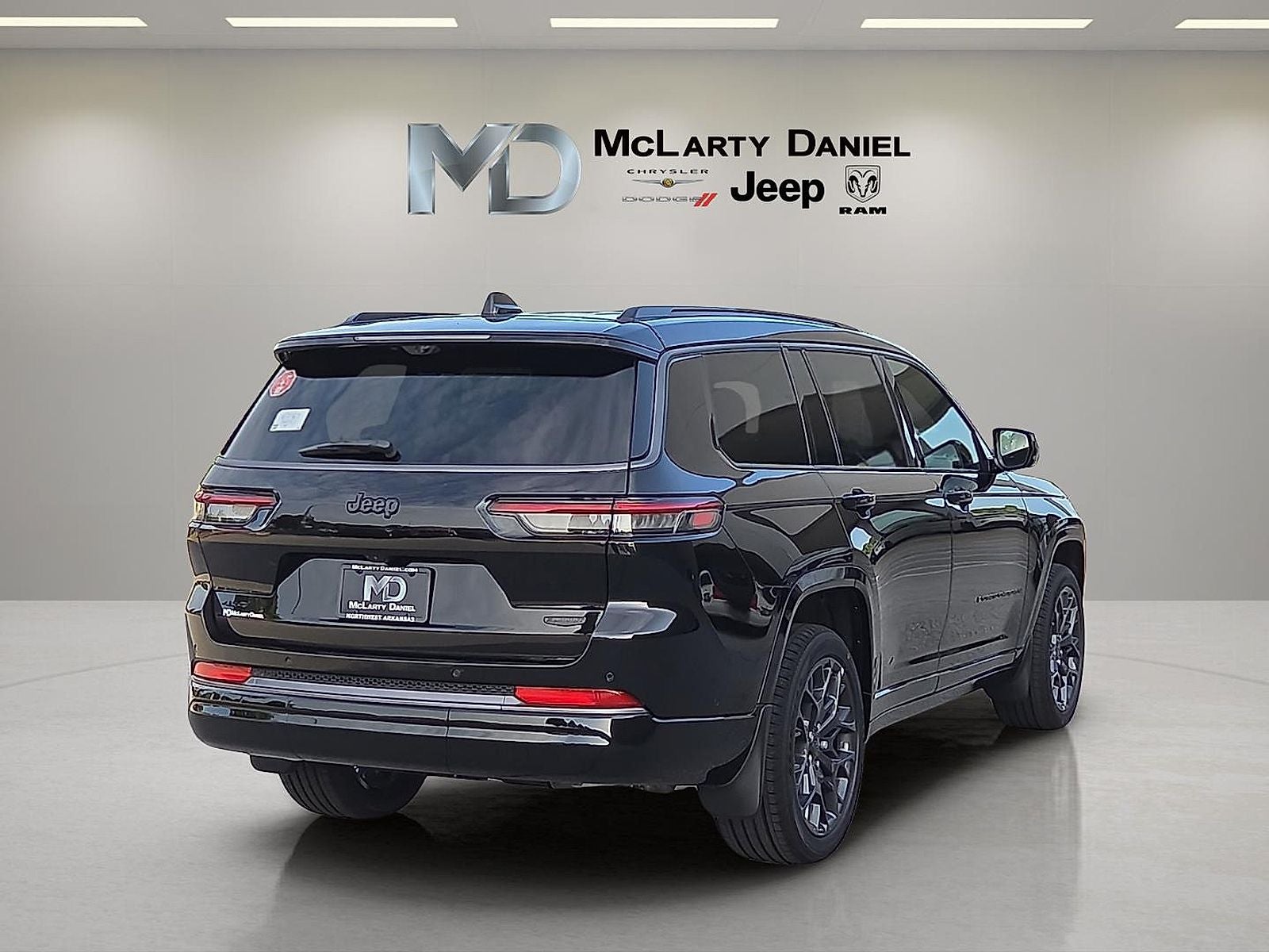 2026 Jeep Grand Cherokee GRAND CHEROKEE L SUMMIT 4X4