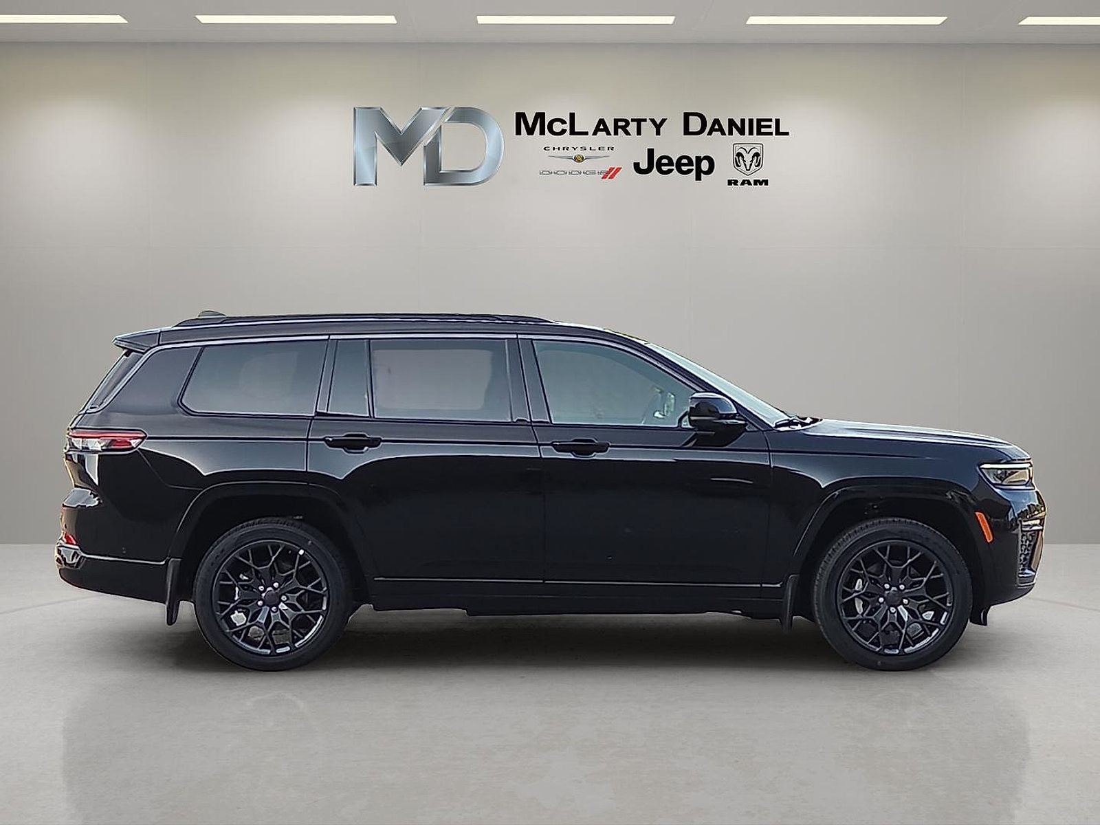 2026 Jeep Grand Cherokee GRAND CHEROKEE L SUMMIT 4X4