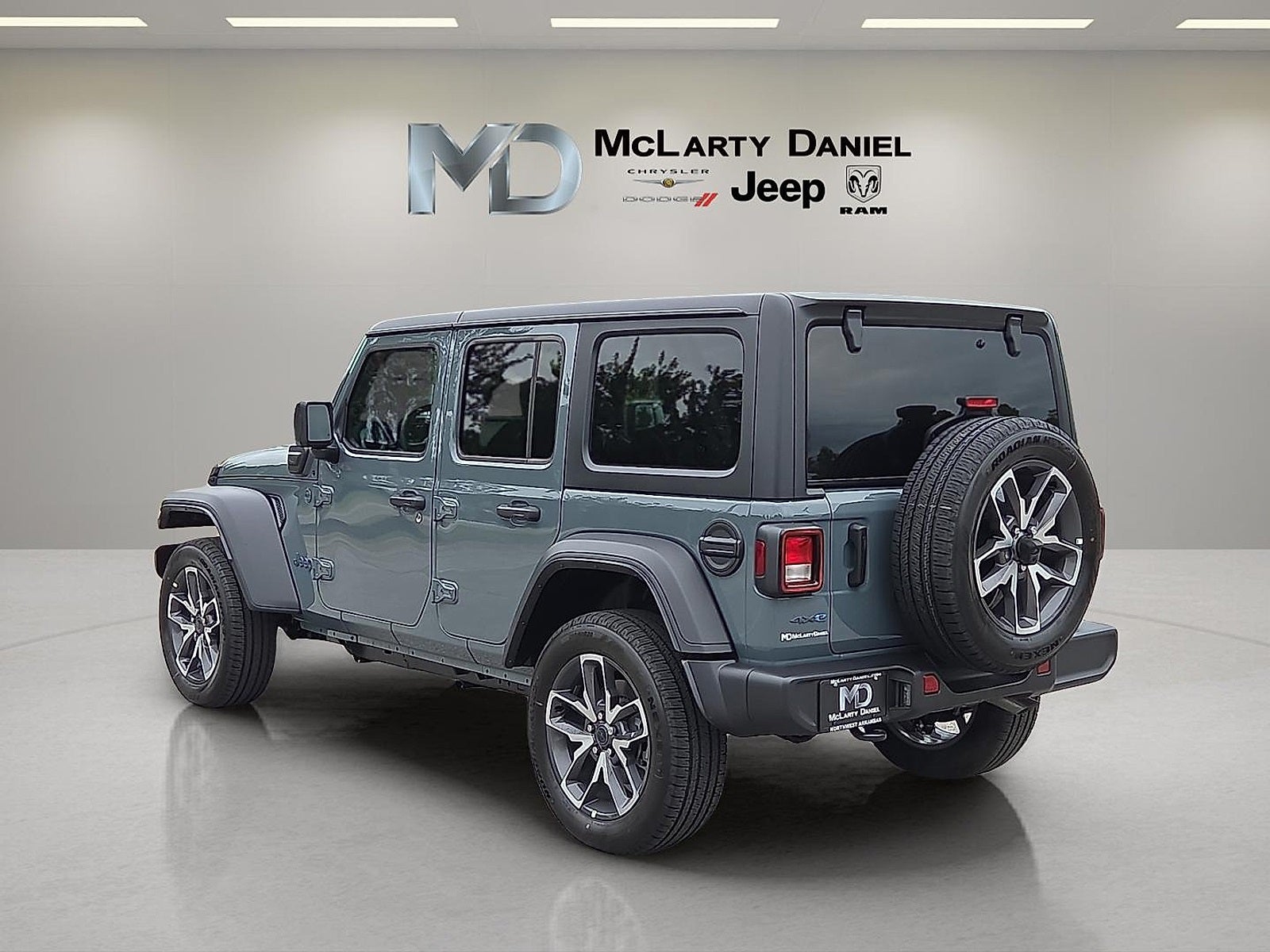 2025 Jeep Wrangler 4xe WRANGLER 4-DOOR SPORT S 4xe