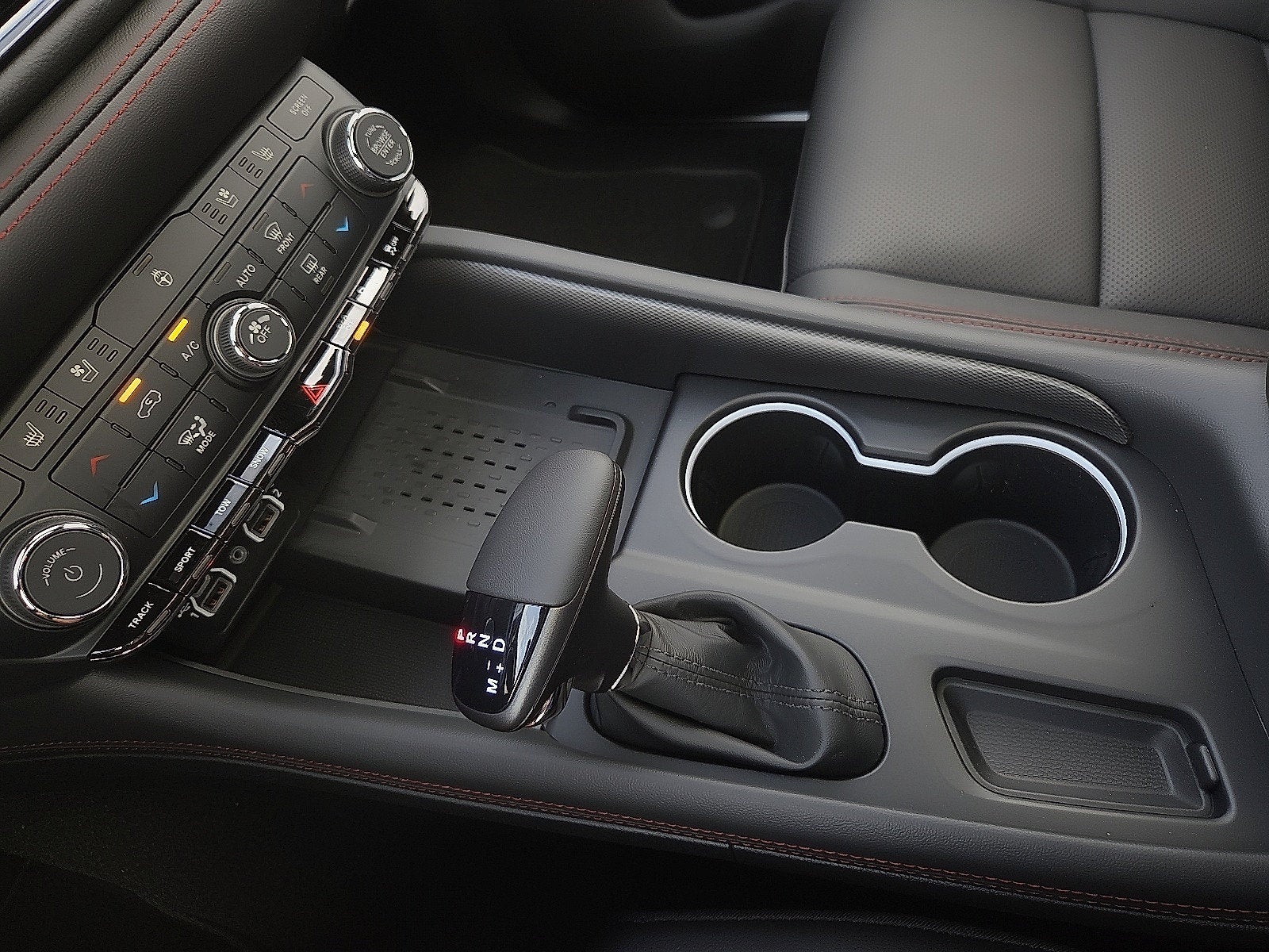 2027 Dodge Durango DURANGO GT HEMI V8 PLUS AWD