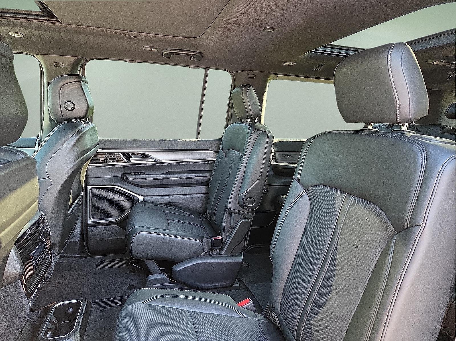 2025 Jeep Wagoneer WAGONEER L SERIES II 4X4