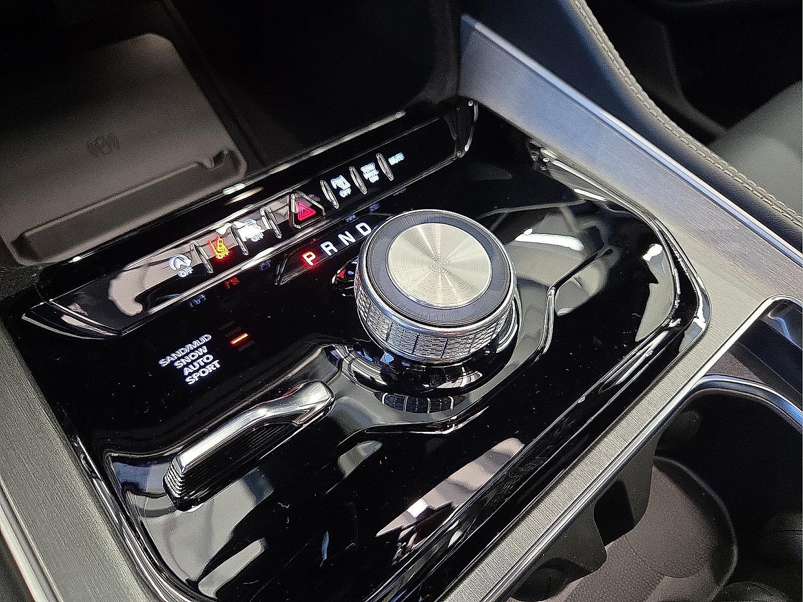 2025 Jeep Wagoneer WAGONEER L CARBIDE 4X4