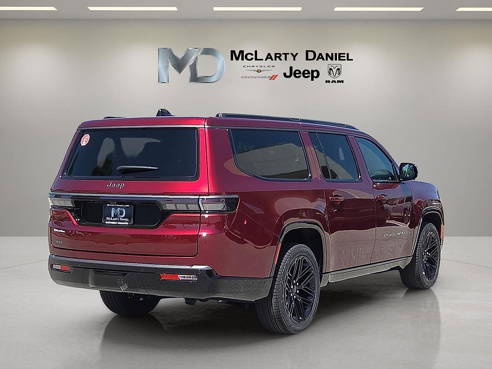 2026 Jeep Grand Wagoneer GRAND WAGONEER L LIMITED RESERVE 4X4
