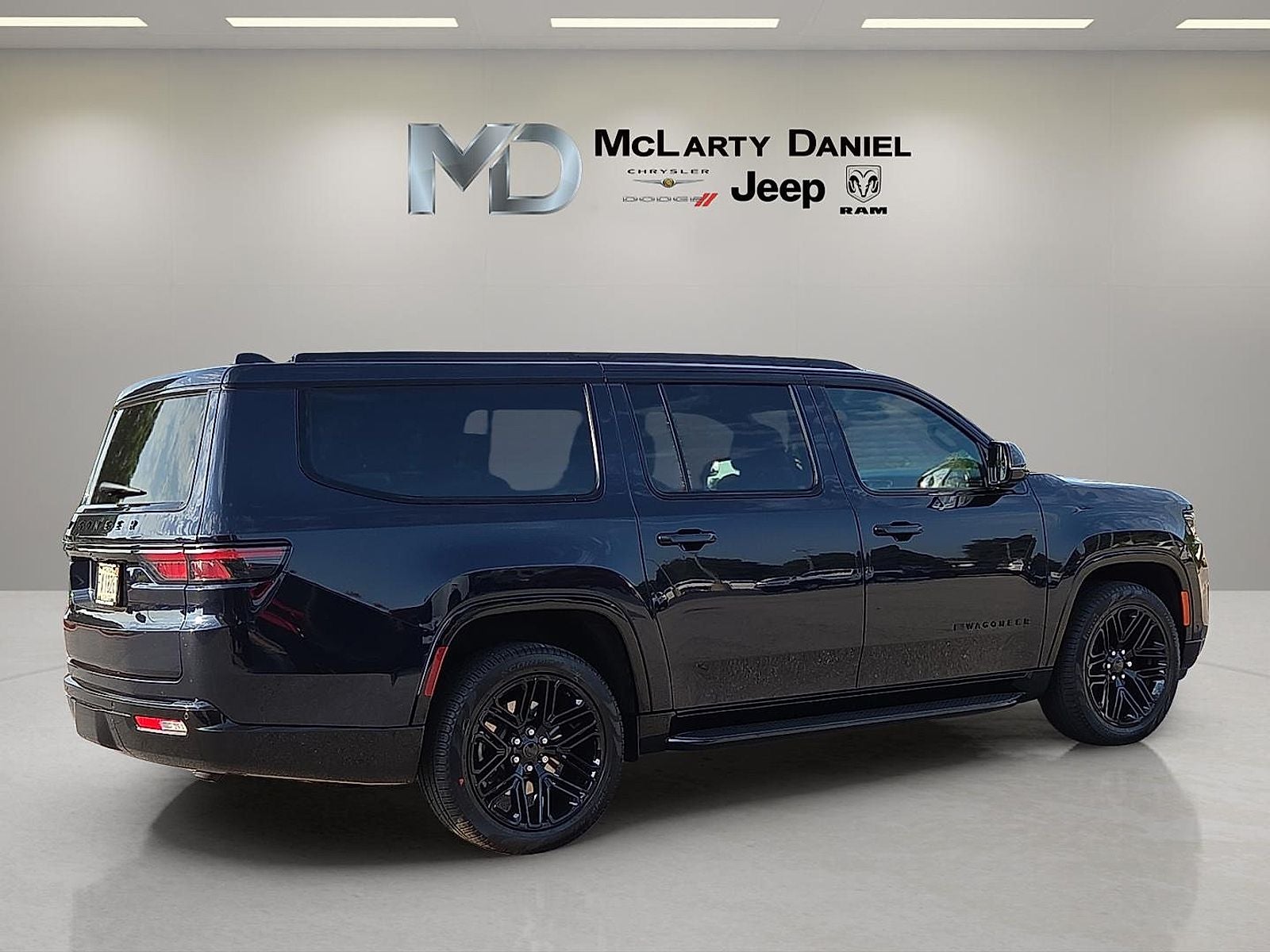 2025 Jeep Wagoneer WAGONEER L CARBIDE 4X4