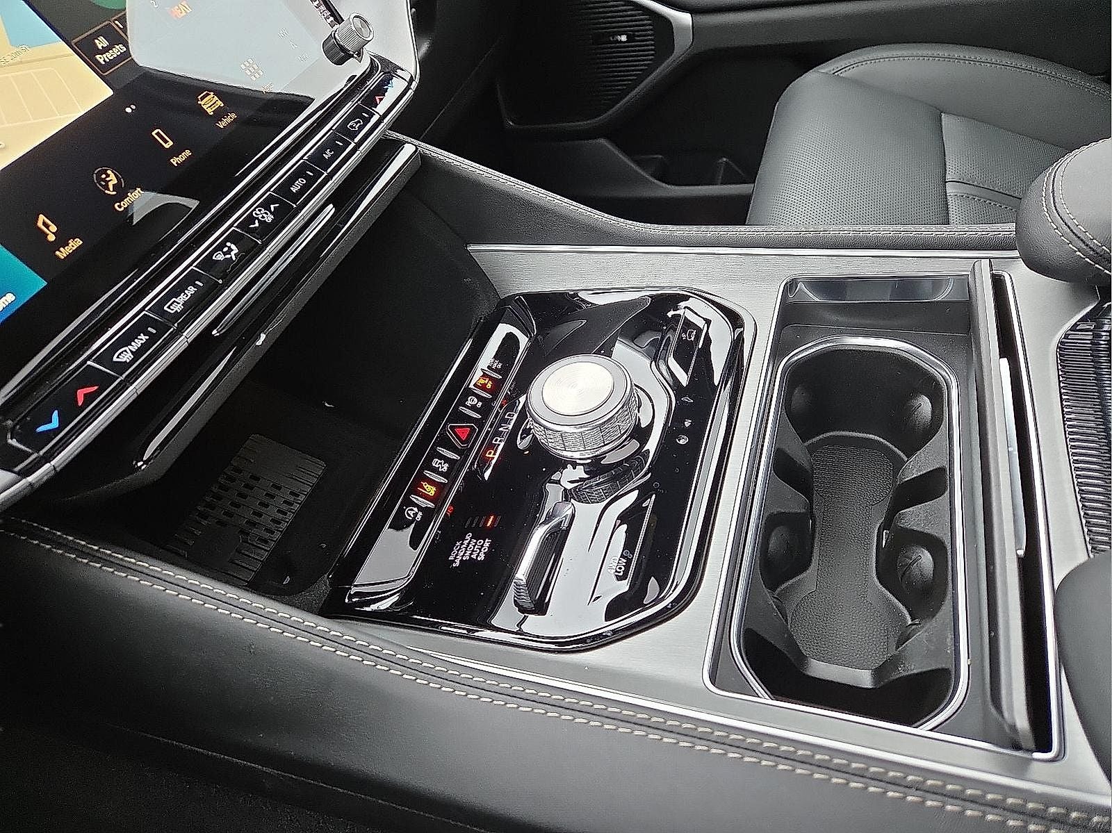 2026 Jeep Grand Wagoneer GRAND WAGONEER 4X4