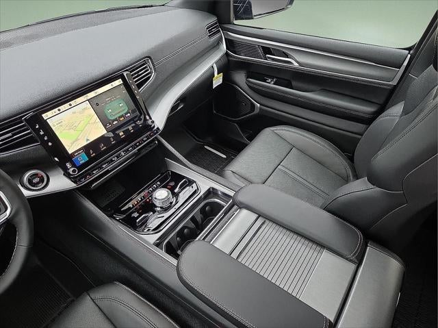 2026 Jeep Grand Wagoneer GRAND WAGONEER UPLAND 4X4