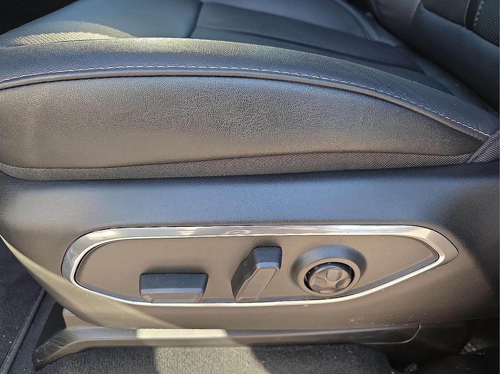 2025 Jeep Wagoneer WAGONEER CARBIDE 4X4