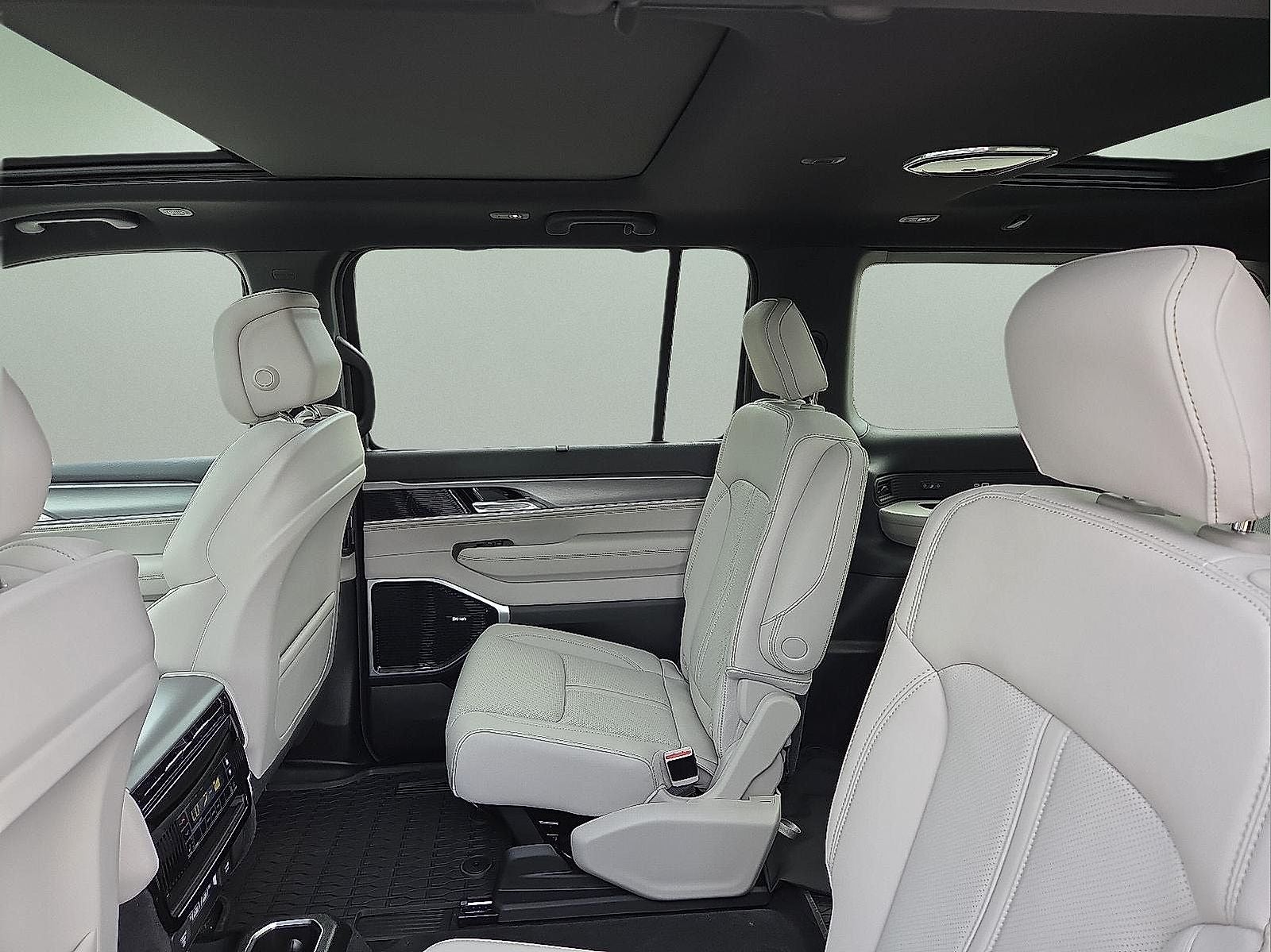 2026 Jeep Grand Wagoneer GRAND WAGONEER LIMITED RESERVE 4X4