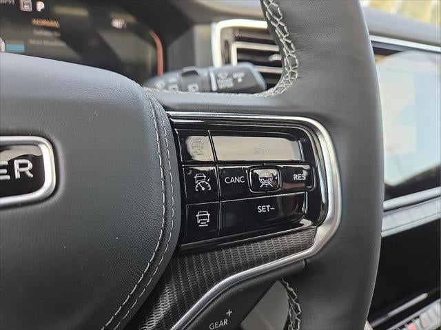 2026 Jeep Grand Wagoneer GRAND WAGONEER SUMMIT OBSIDIAN 4X4