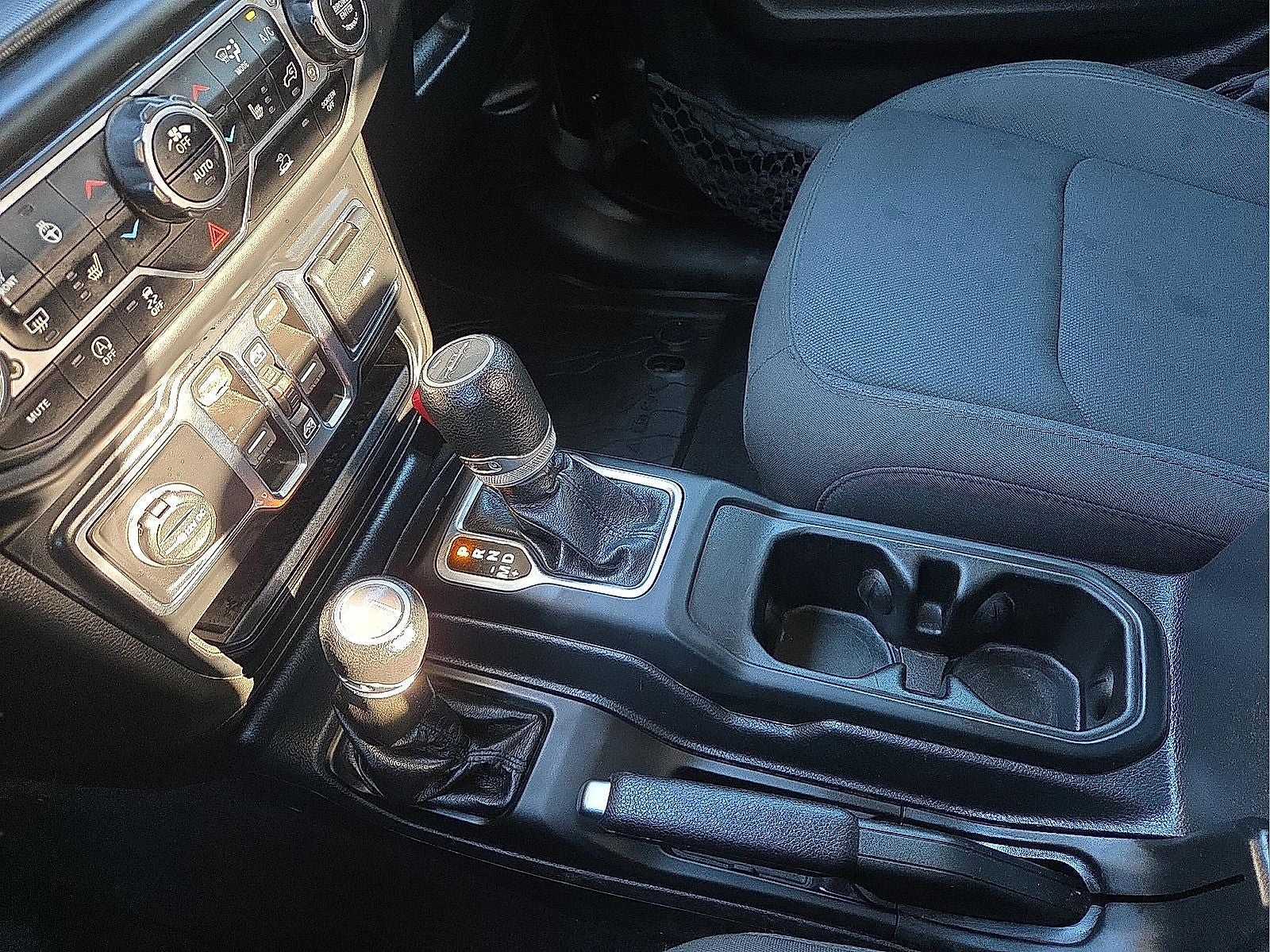 2022 Jeep Gladiator Sport S 4x4