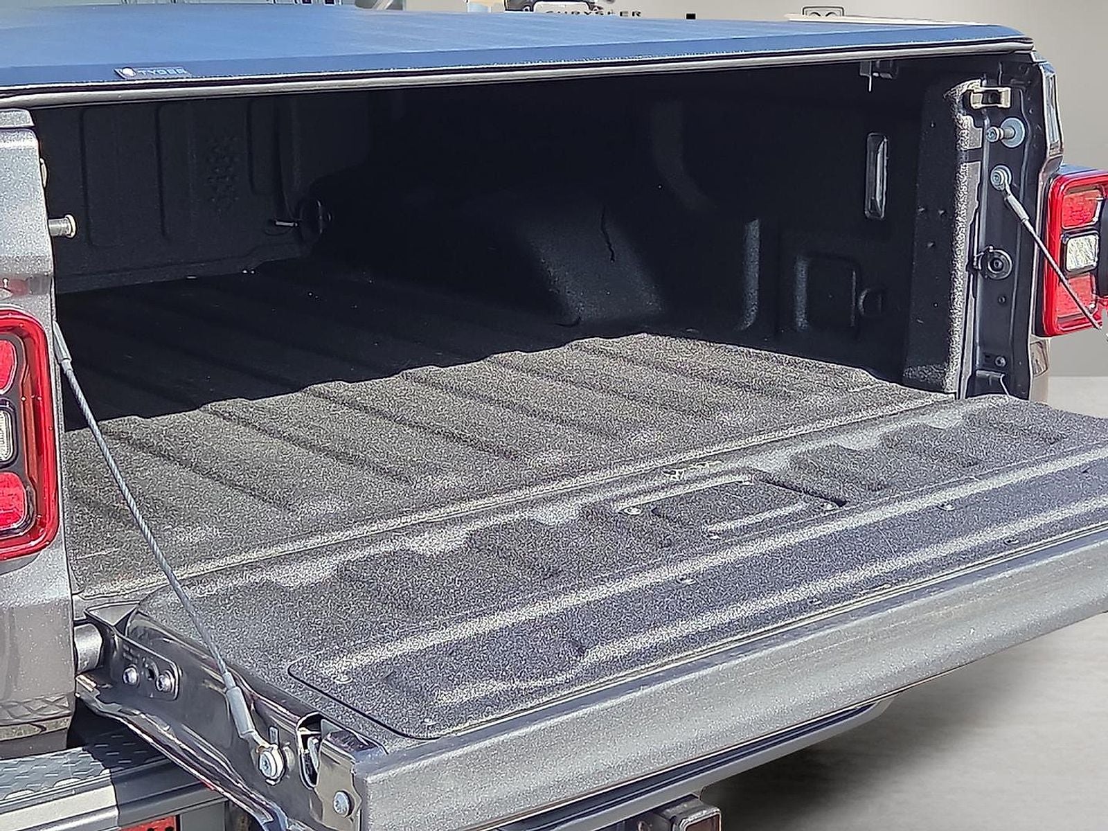 2021 Jeep Gladiator Overland 4x4