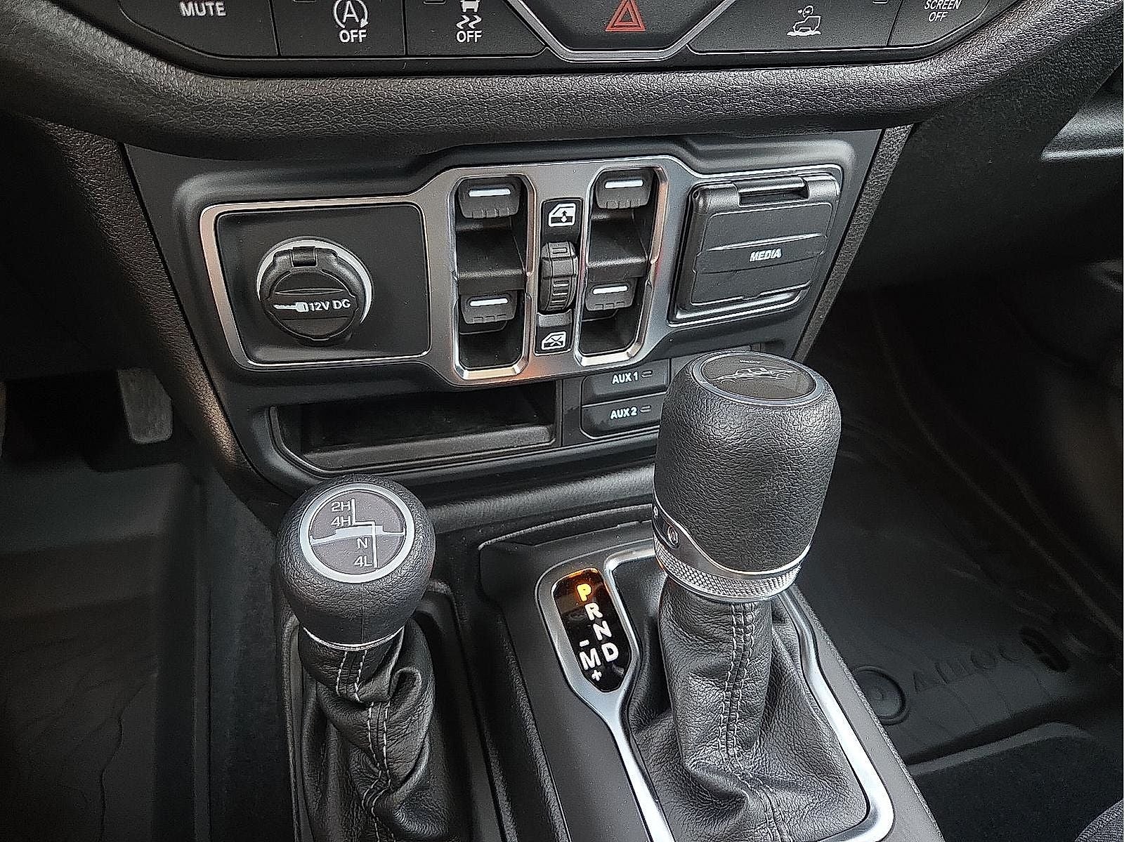 2026 Jeep Gladiator GLADIATOR SPORT 4X4