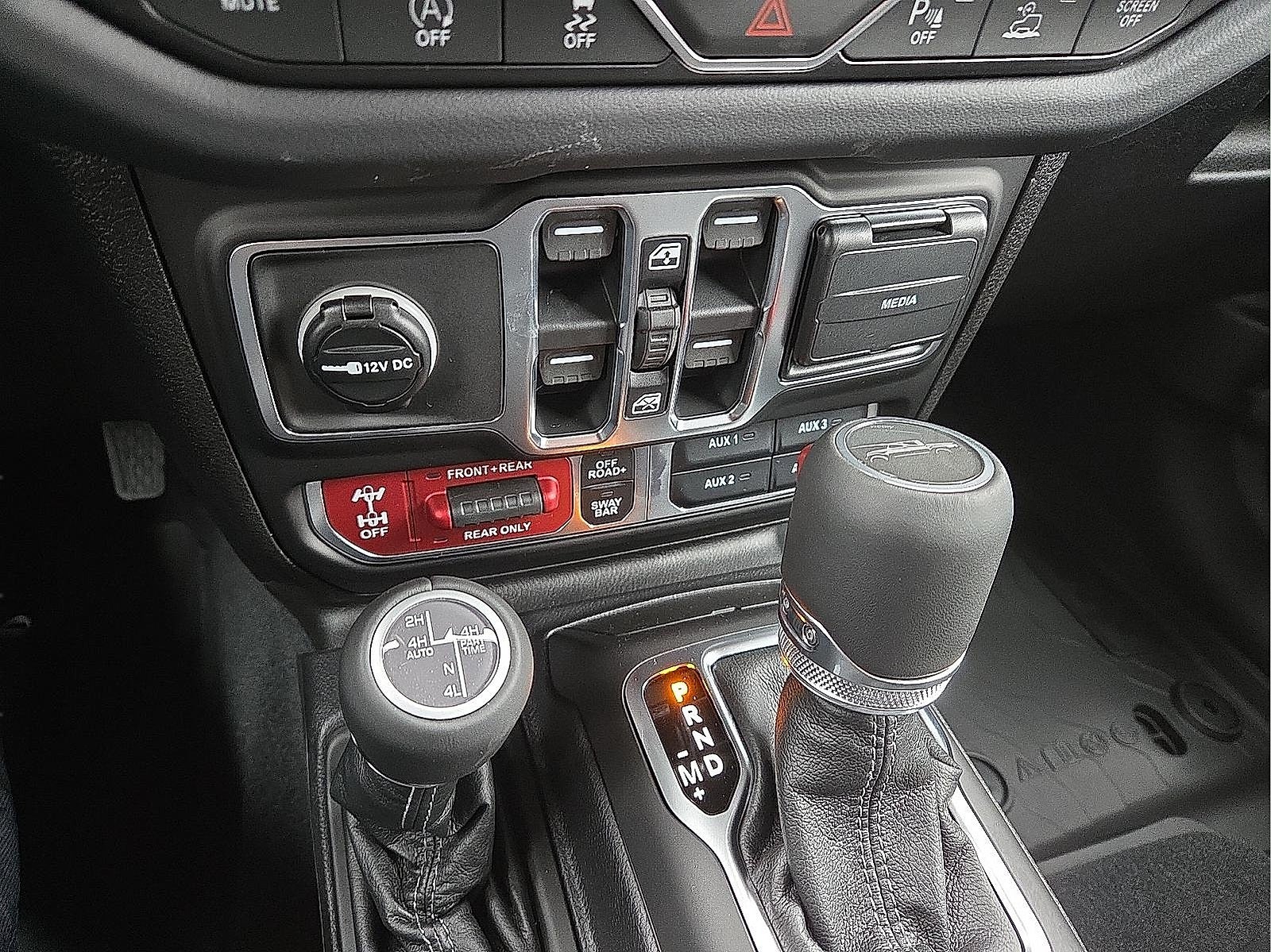 2026 Jeep Gladiator GLADIATOR RUBICON X 4X4