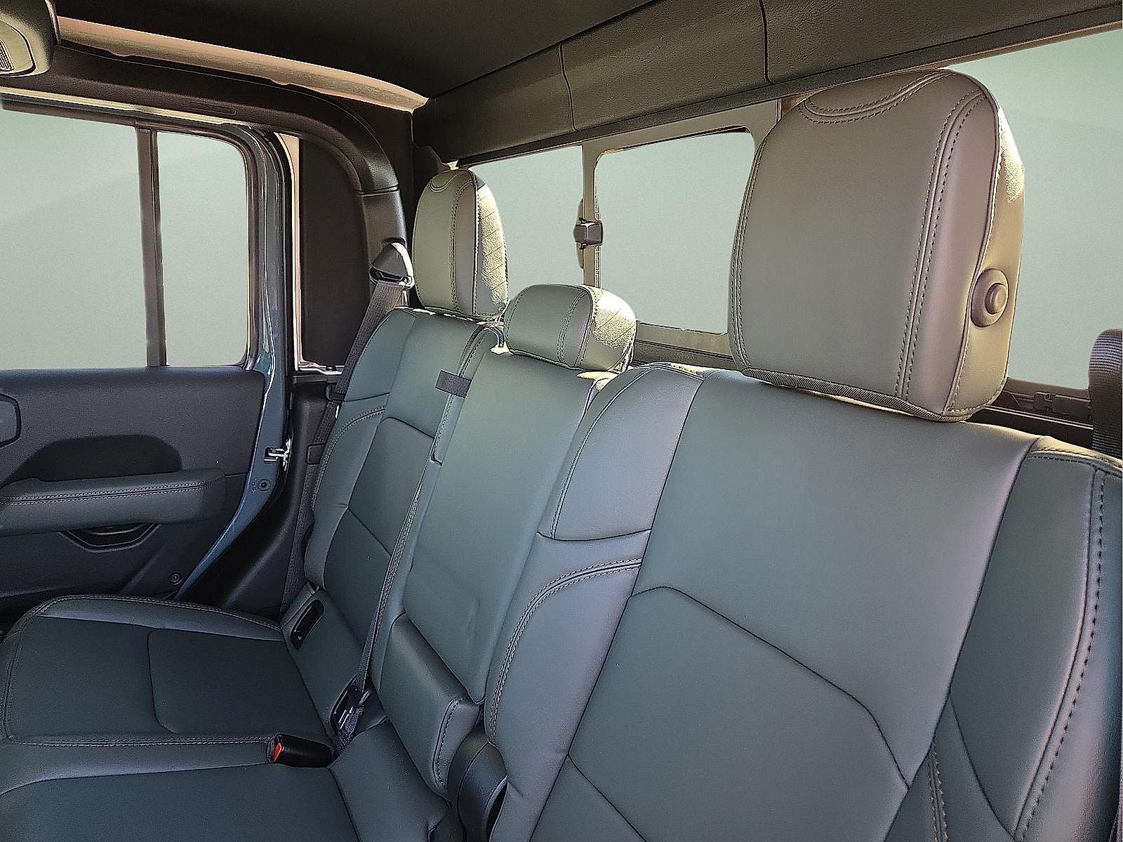 2026 Jeep Gladiator GLADIATOR MOJAVE X 4X4