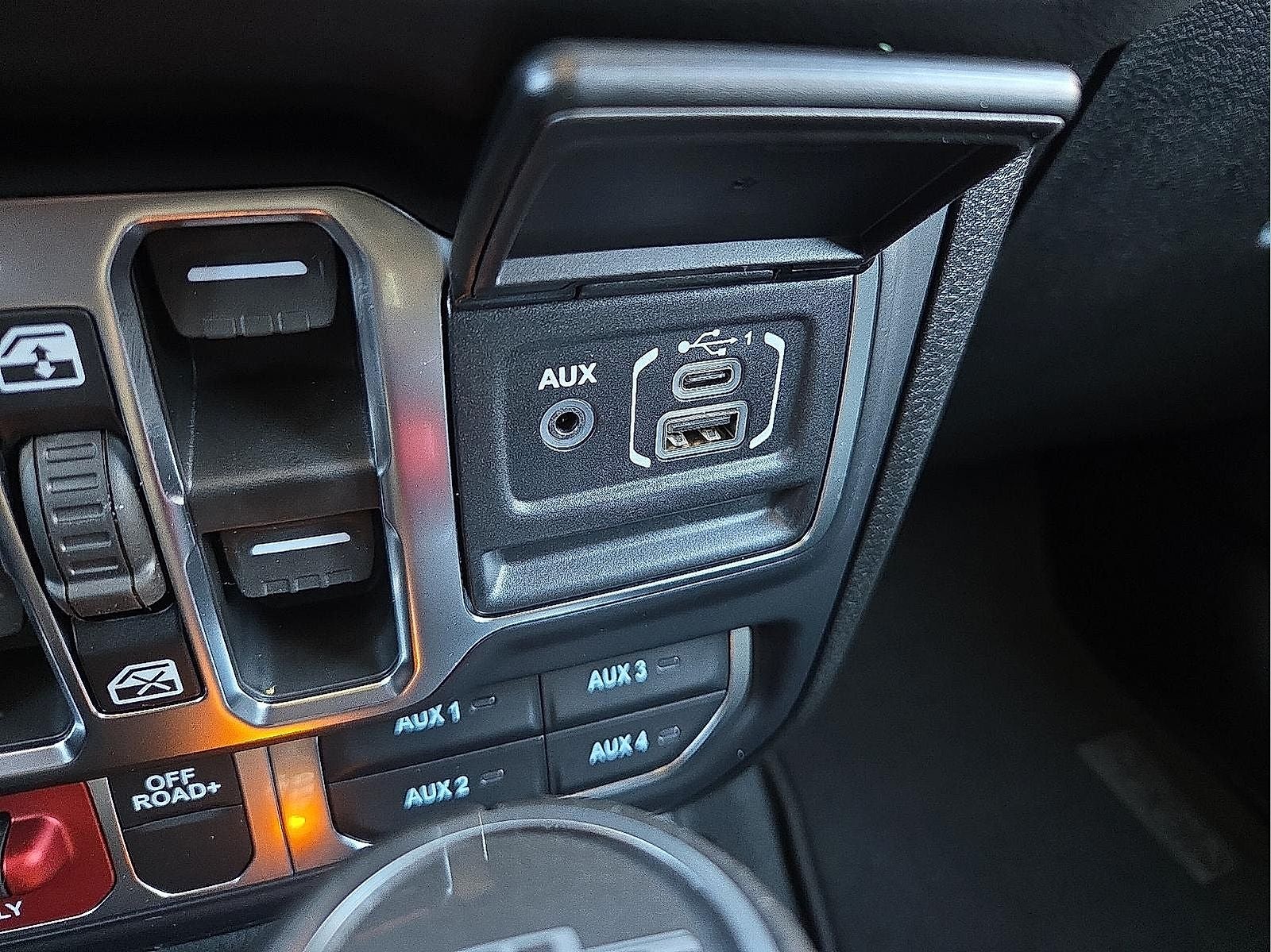 2026 Jeep Gladiator GLADIATOR MOJAVE X 4X4