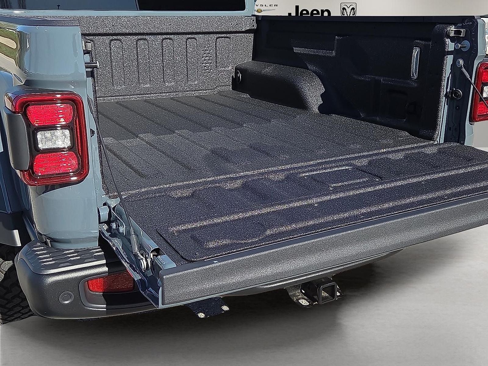 2026 Jeep Gladiator GLADIATOR MOJAVE X 4X4