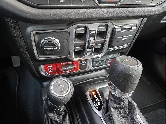 2026 Jeep Gladiator GLADIATOR MOJAVE 4X4