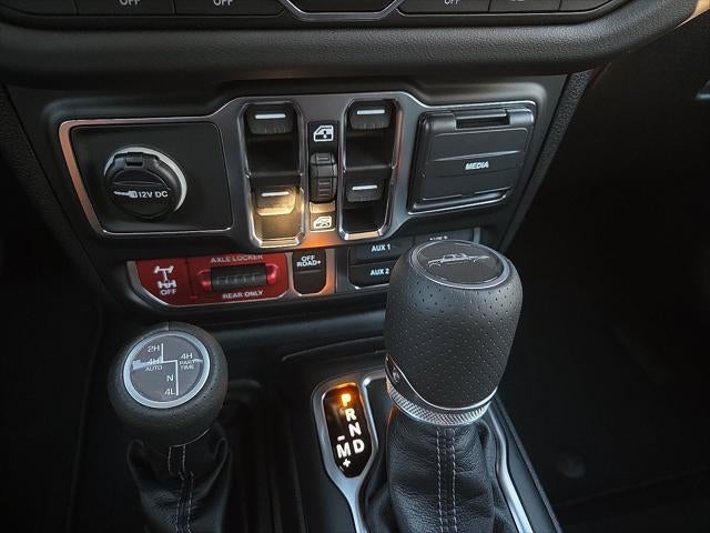 2027 Jeep Gladiator GLADIATOR MOJAVE X 4X4