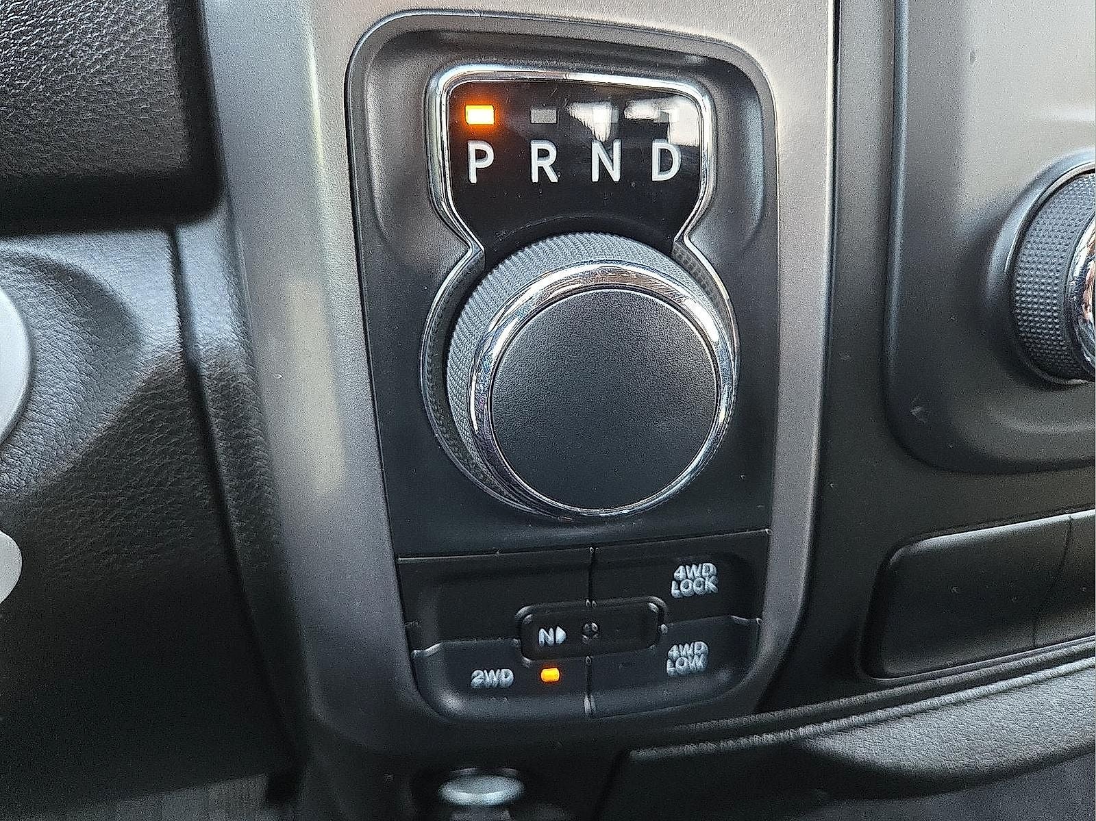 2024 RAM 1500 Classic Warlock Crew Cab 4x4 5'7' Box