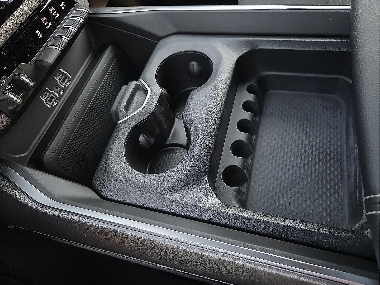 2027 RAM 1500 Express