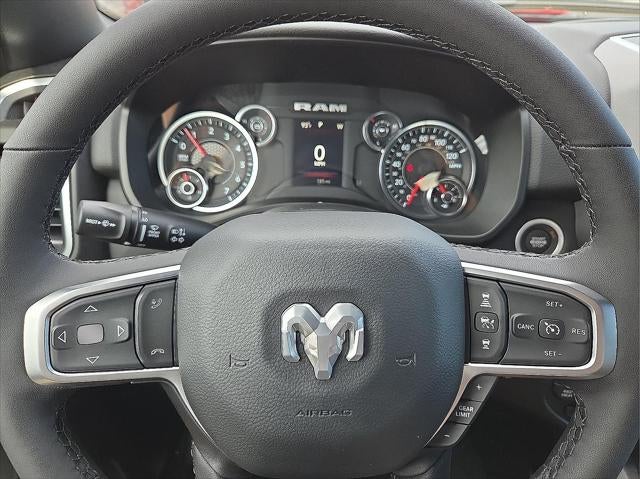 2025 RAM 1500 Big Horn Crew Cab 4x4 6'4' Box