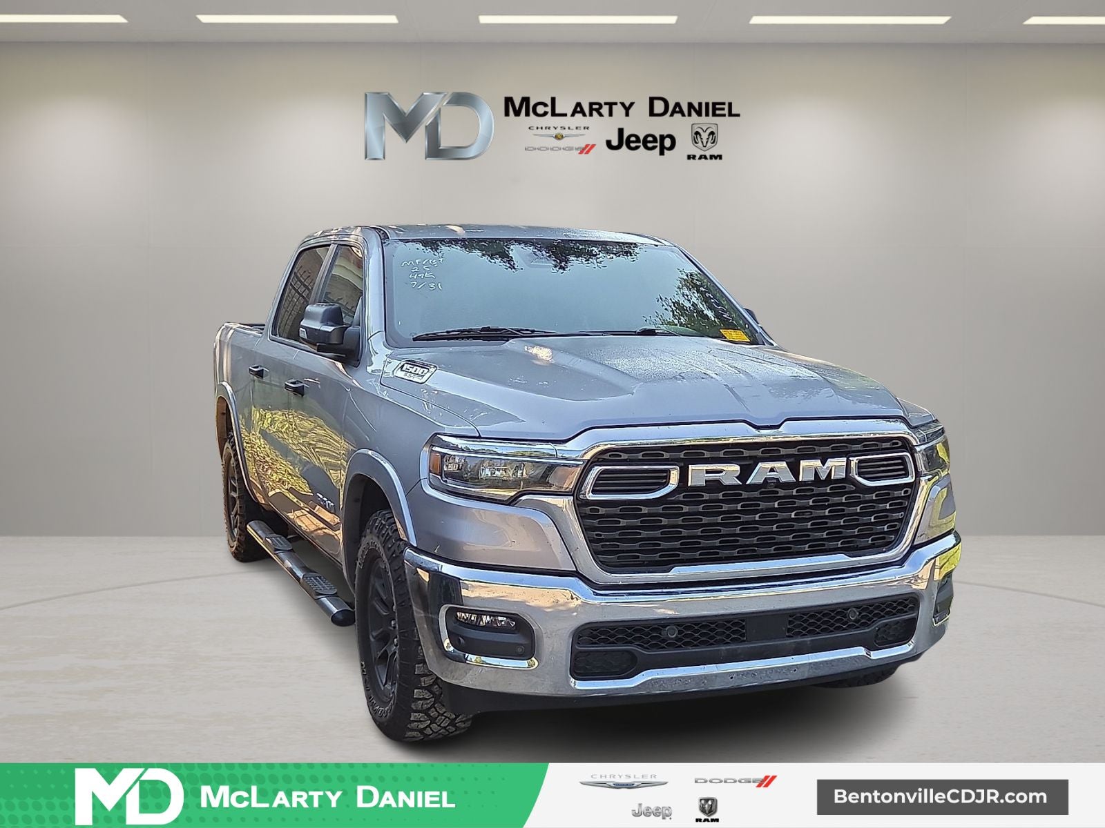 2025 RAM 1500 Big Horn Crew Cab 4x4 5'7' Box