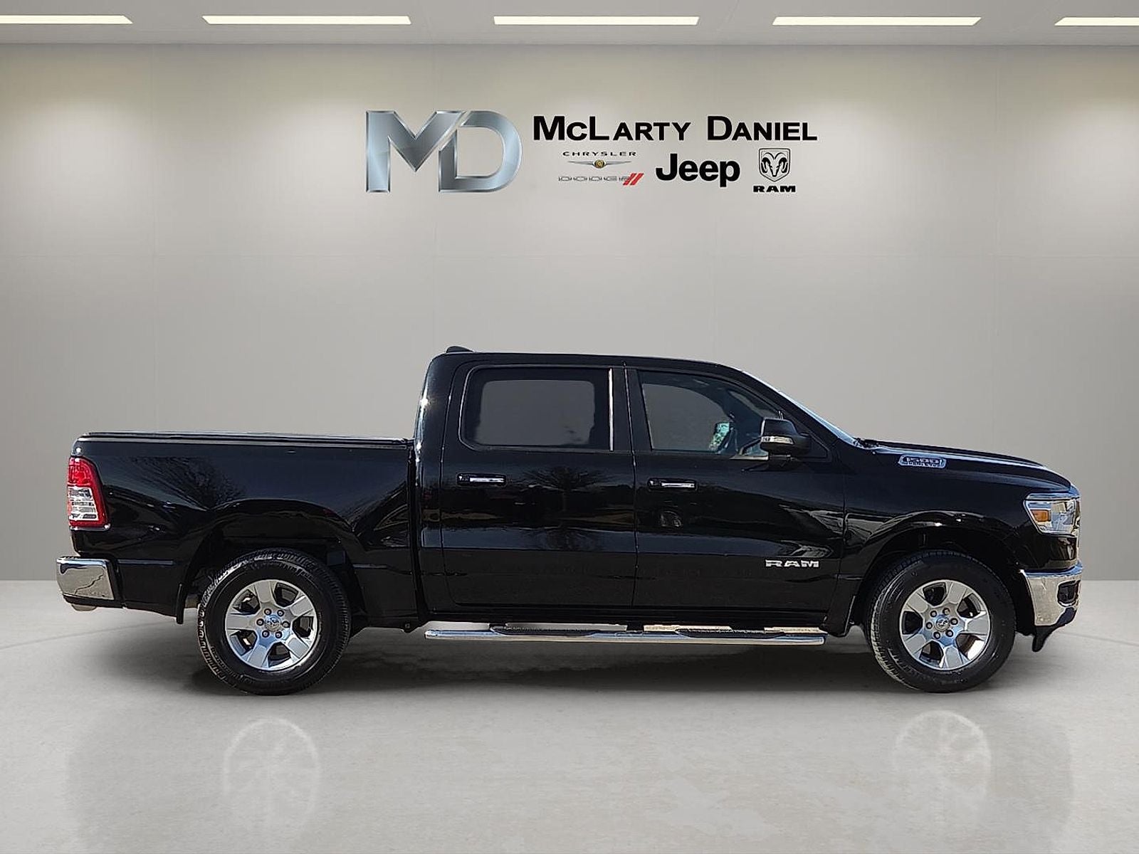 2019 RAM 1500 Big Horn/Lone Star Crew Cab 4x4 5'7' Box