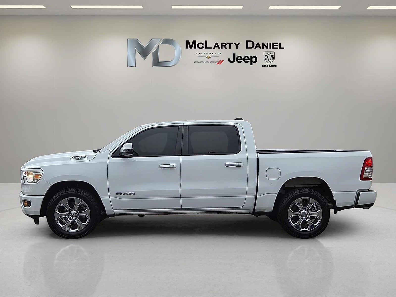 2023 RAM 1500 Big Horn Crew Cab 4x4 5'7' Box