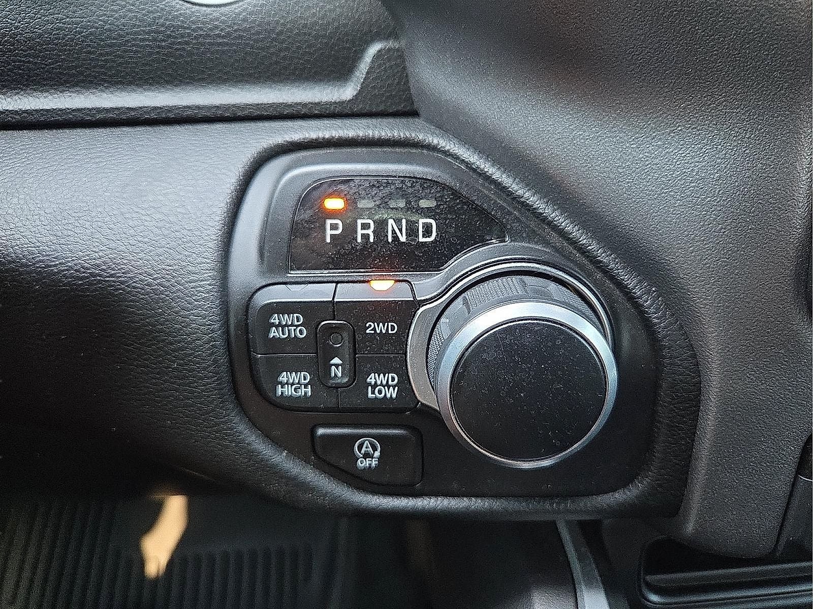 2023 RAM 1500 Big Horn Crew Cab 4x4 5'7' Box