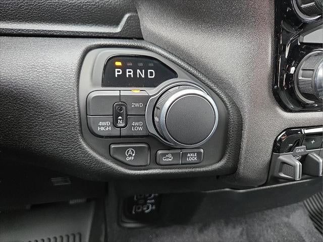 2026 RAM Ram 1500 RAM 1500 WARLOCK CREW CAB 4X4 5'7' BOX