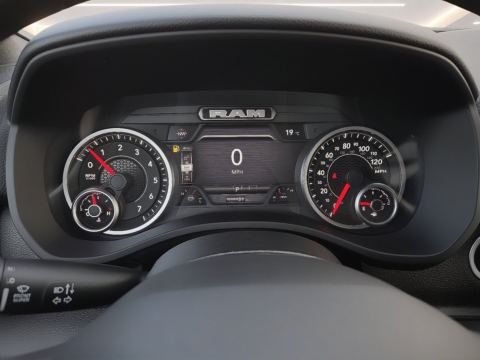 2027 RAM Ram 1500 RAM 1500 WARLOCK CREW CAB 4X4 5'7' BOX