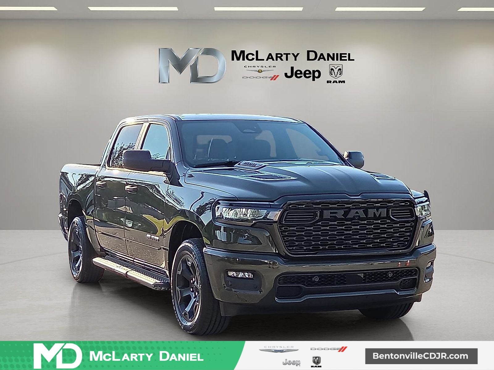 2026 RAM Ram 1500 RAM 1500 EXPRESS CREW CAB 4X4 5'7' BOX