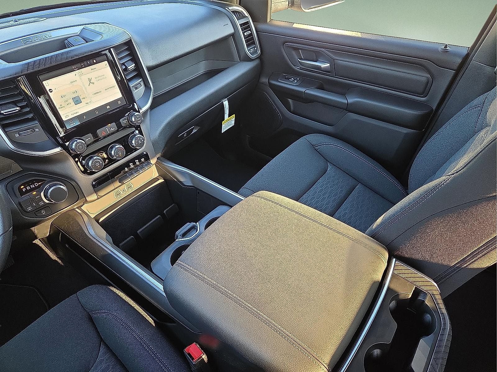 2026 RAM Ram 1500 RAM 1500 EXPRESS CREW CAB 4X4 5'7' BOX