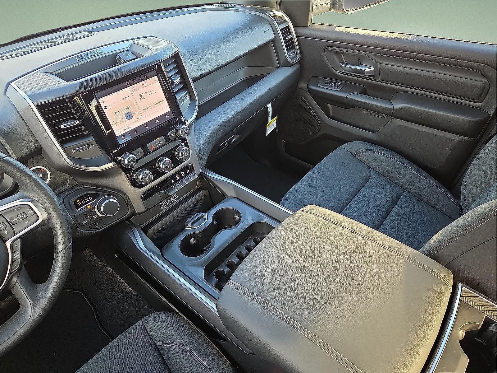 2026 RAM Ram 1500 RAM 1500 EXPRESS CREW CAB 4X4 5'7' BOX