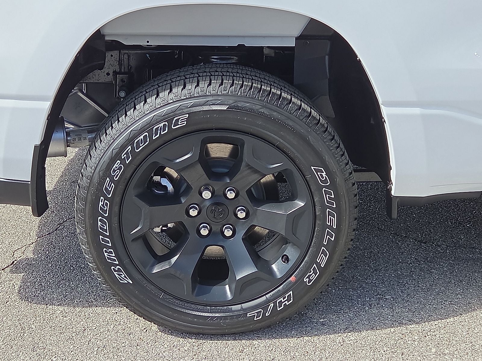 2026 RAM Ram 1500 RAM 1500 EXPRESS CREW CAB 4X4 5'7' BOX