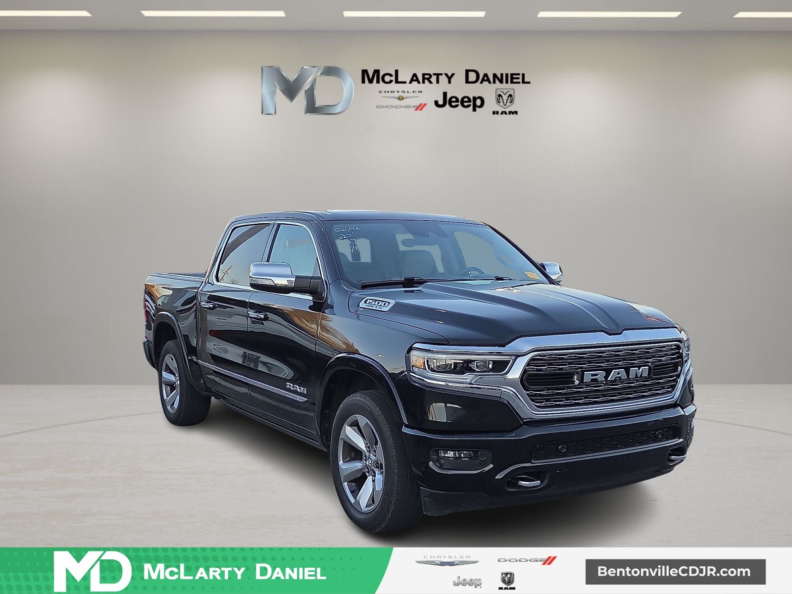 2020 RAM 1500 Limited Crew Cab 4x4 5'7' Box