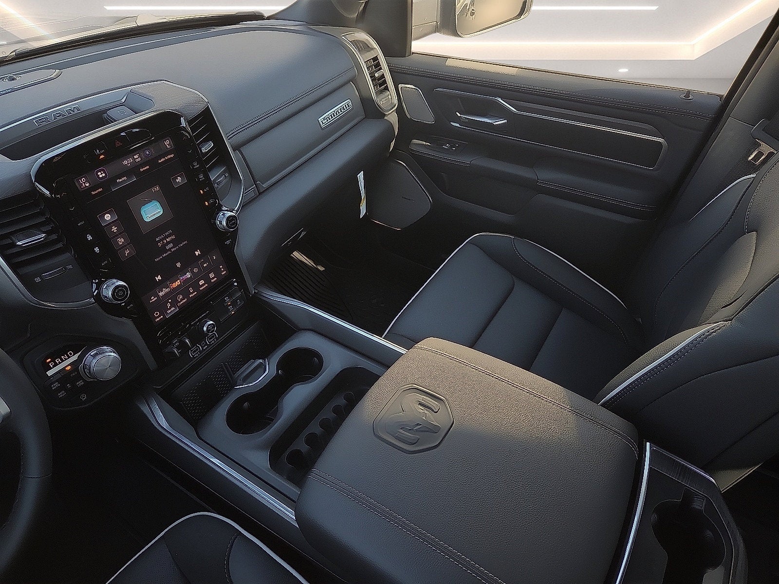 2027 RAM Ram 1500 RAM 1500 LARAMIE CREW CAB 4X4 5'7' BOX