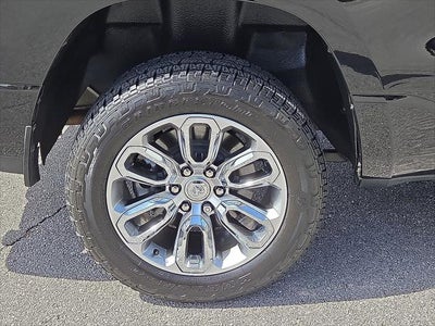 2023 RAM 1500 Laramie Crew Cab 4x4 5'7' Box
