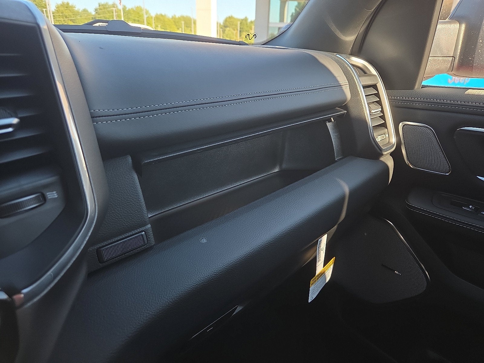 2027 RAM Ram 1500 RAM 1500 LARAMIE CREW CAB 4X4 5'7' BOX