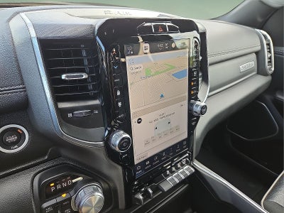 2023 RAM 1500 Laramie Crew Cab 4x4 5'7' Box