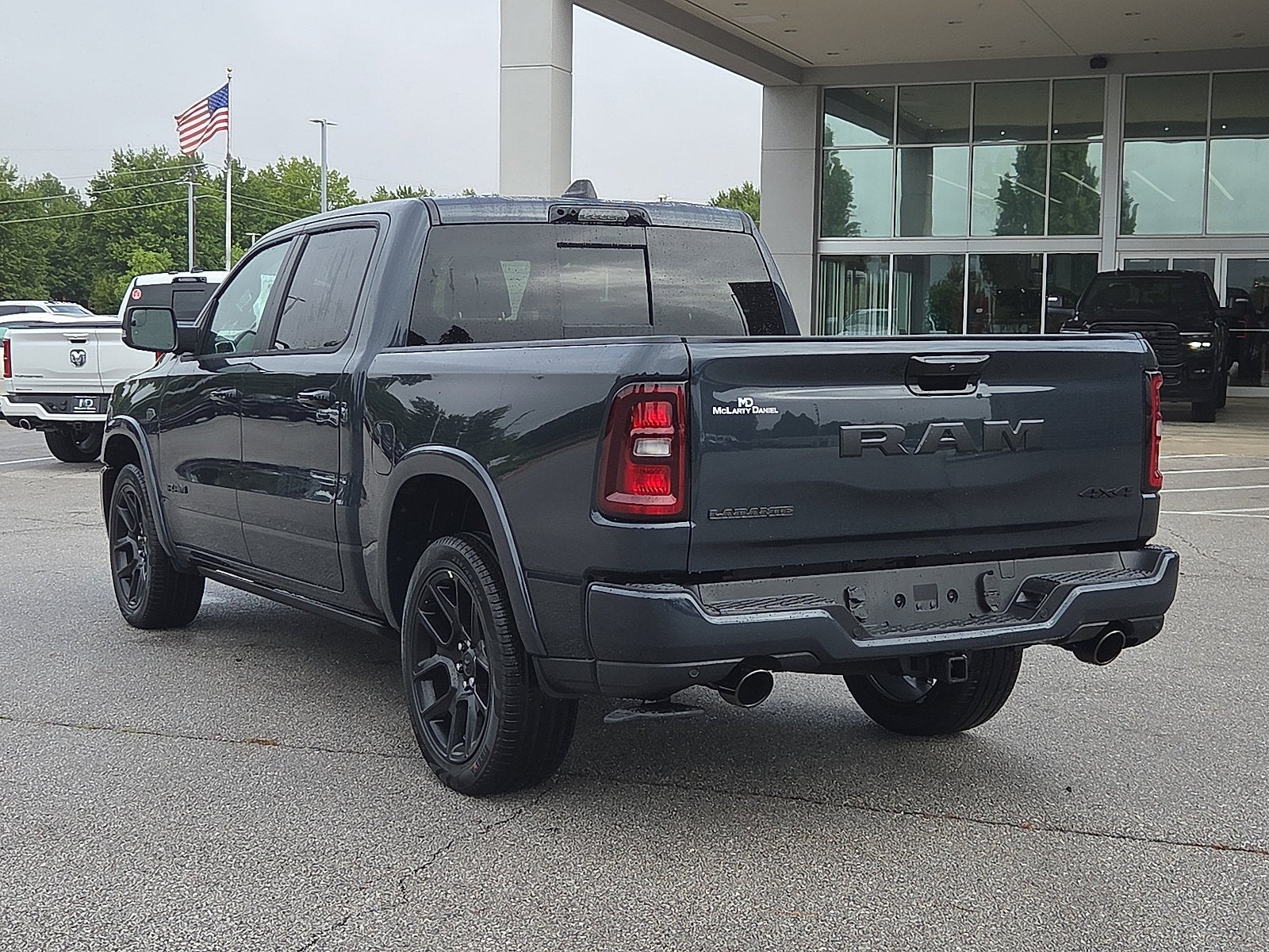 2027 RAM Ram 1500 RAM 1500 LARAMIE CREW CAB 4X4 5'7' BOX