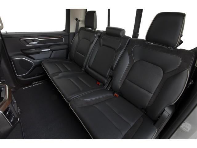 2022 RAM 1500 Laramie Crew Cab 4x4 5'7' Box