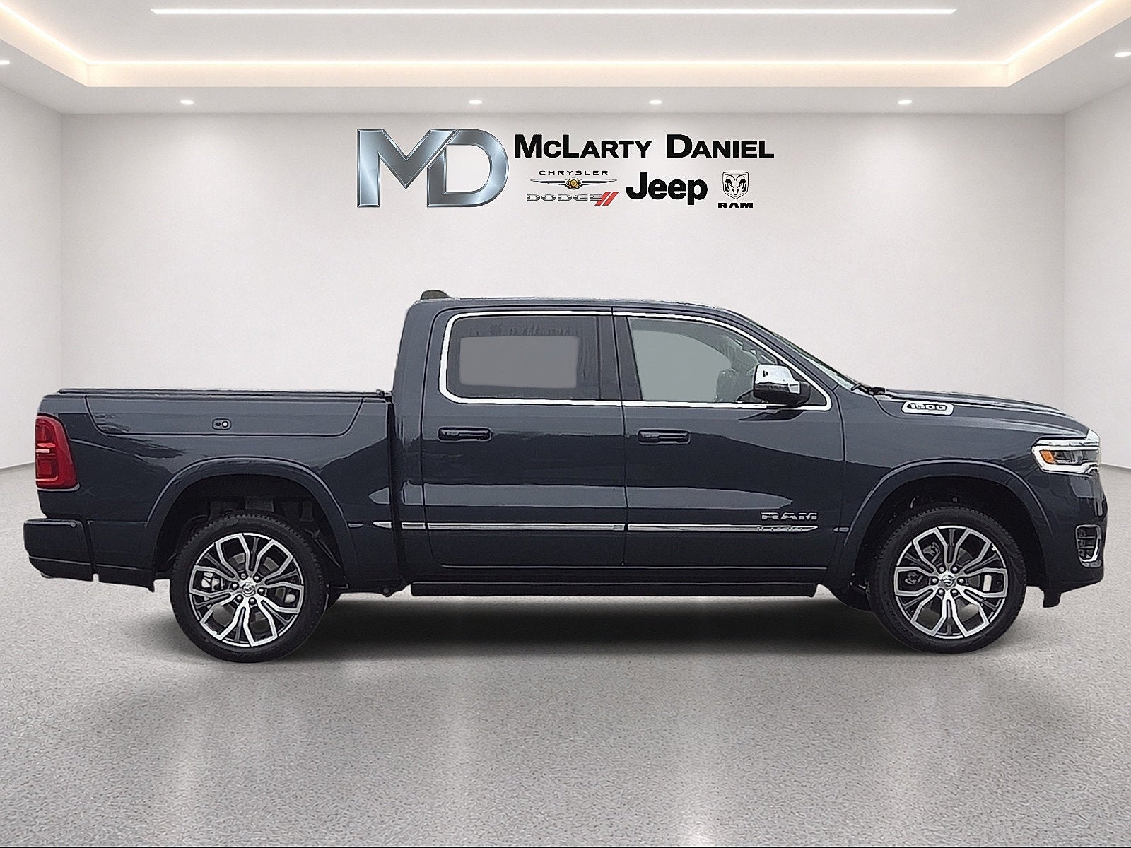 2027 RAM Ram 1500 RAM 1500 TUNGSTEN CREW CAB 4X4 5'7' BOX