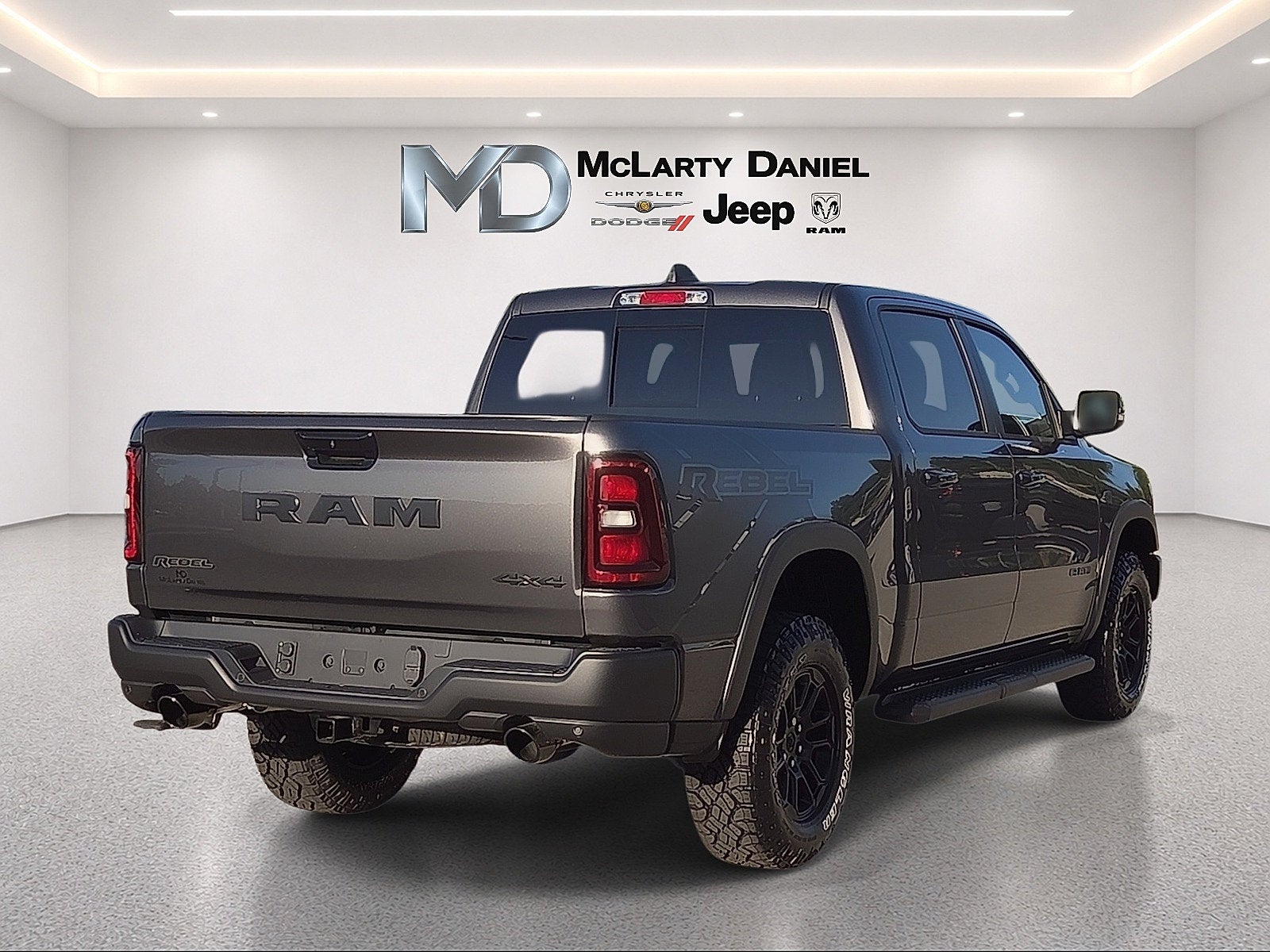 2027 RAM Ram 1500 RAM 1500 REBEL CREW CAB 4X4 5'7' BOX
